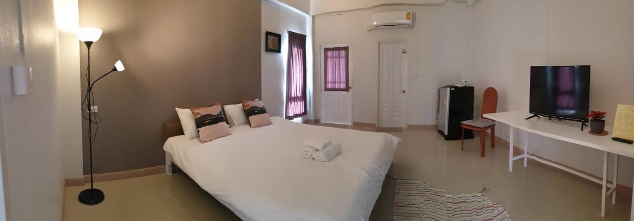 Prinya House ปริญญา เฮ้าส์ Aparthotel Ban Huai Kapi Eksteriør bilde