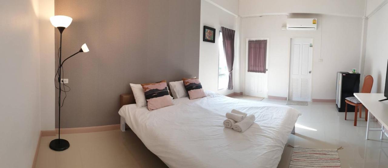 Prinya House ปริญญา เฮ้าส์ Aparthotel Ban Huai Kapi Eksteriør bilde